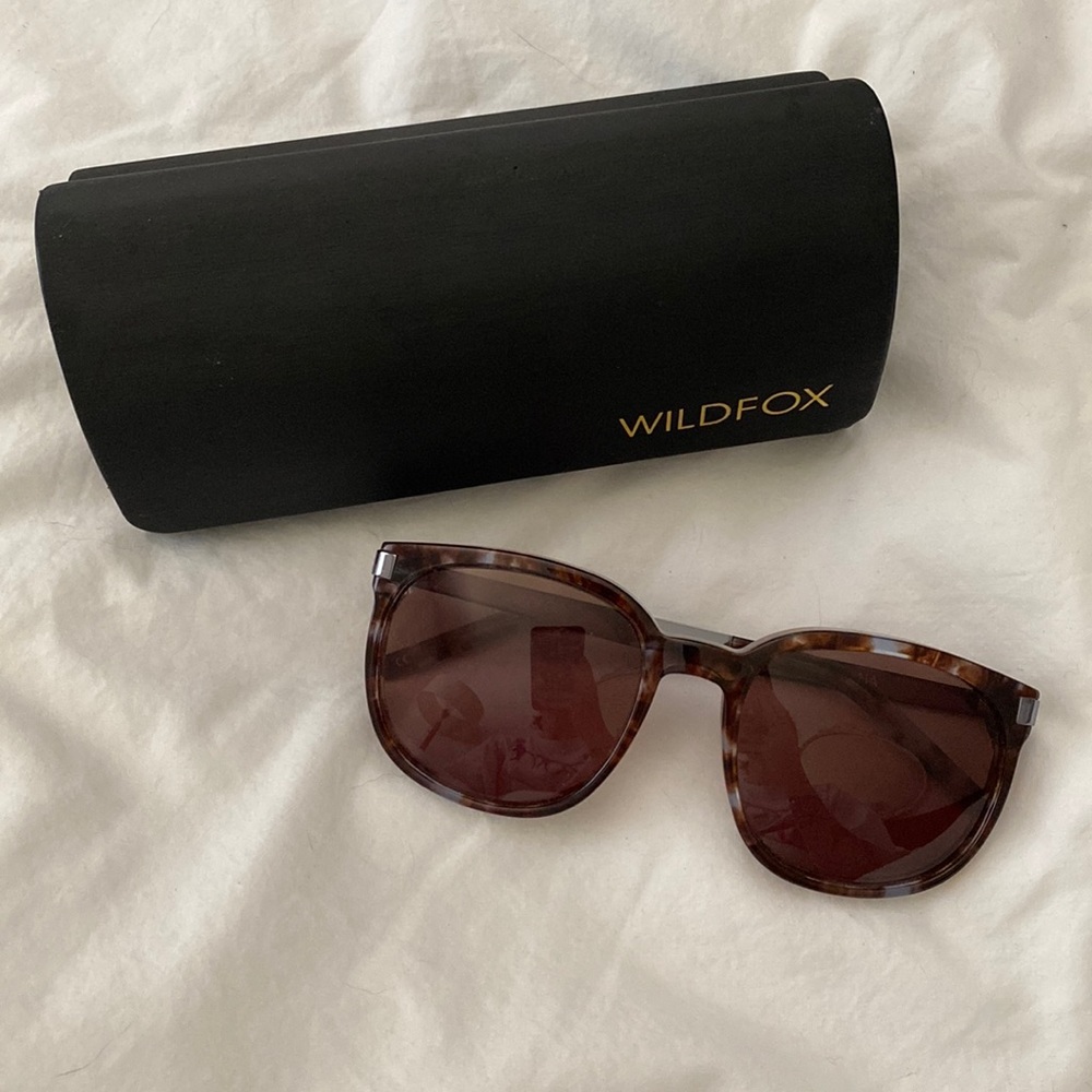 Wildfox Gray and Brown Tortoise Sunglasses